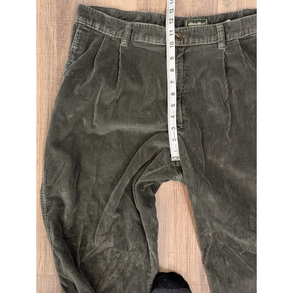 Vintage 1999 Eddie Bauer Wide Wale Corduroy Pants Mens 38x32 Green Y2K Relaxed